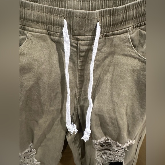 Forever 21 jeans - Picture 3 of 4